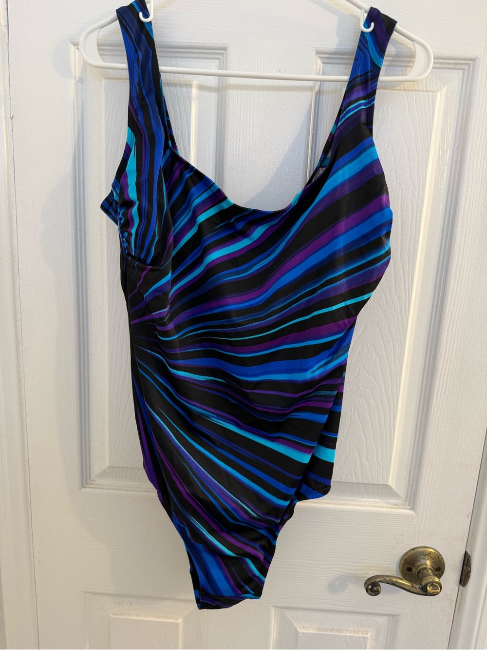 EUC- Like New Robby Len  Size 16 One-Piece Swimsuit in Blue & Purple Stripe